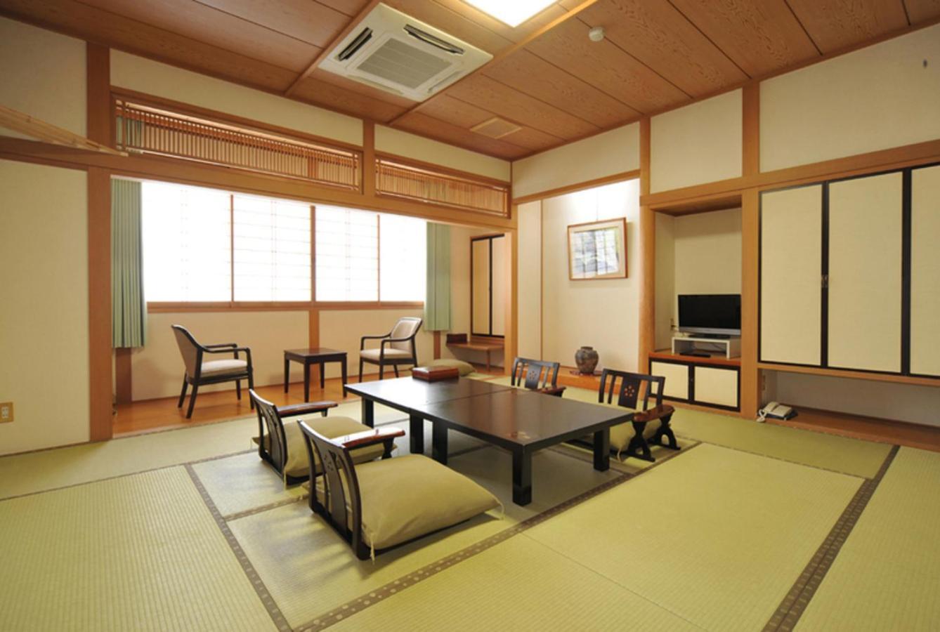 Sakadojo Hotel Minamiuonuma Bagian luar foto